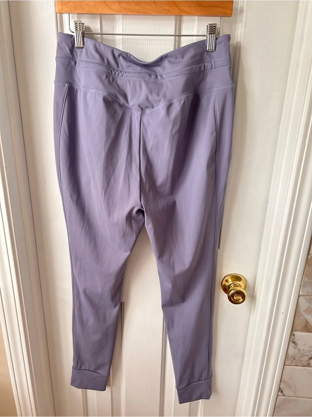 Halara Women’s  Lavender Jogger Bottoms